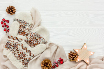 Obraz na płótnie Canvas Cozy christmas evening with cocoa flat lay white wooden