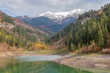 Fototapeta premium Scenic Snake River Canyon Idaho Landscape in Autumn