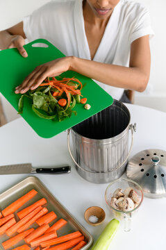 Composting food scraps