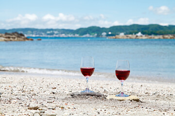 海辺のワイングラス