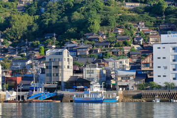尾道水道 早朝の尾道渡船