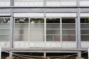 富岡製糸場　寄宿舎の窓