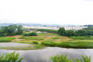 富岡製糸場から見た鏑川