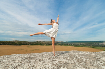 Obraz premium person jumping in the air