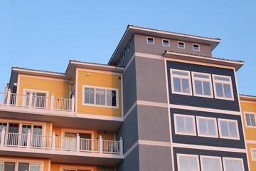 Fototapeta premium Yellow and Gray Beach Houses