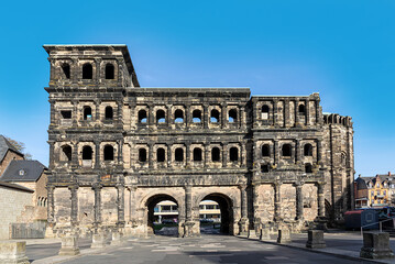 old roman gate porta nigra in Trier, the symbol of the ancient town - obrazy, fototapety, plakaty