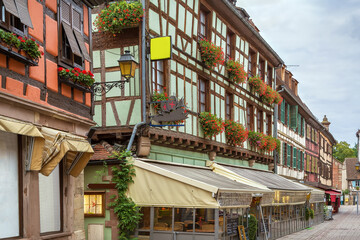 Fototapeta na wymiar Street in Obernai, Alsace, France