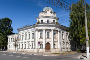 Fototapeta premium Tver. Historic building. Merchant Zubchaninov's house, 2nd half of the 18th century. Monument of early classicism.