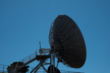 radio telescope 