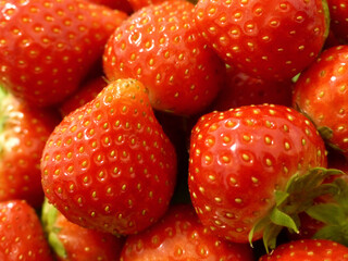 Strawberries background 02