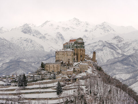 Sacra di San Michele in inverno - Piemonte - Italia