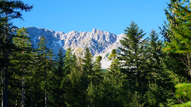 background austrian mountains