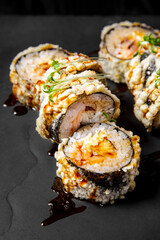 Vertical frame, set of 8 hot rolls on black stone board