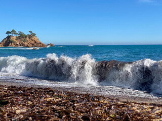 cercana ola de mar con todo detalle