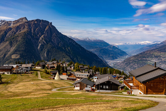rosswald wallis
