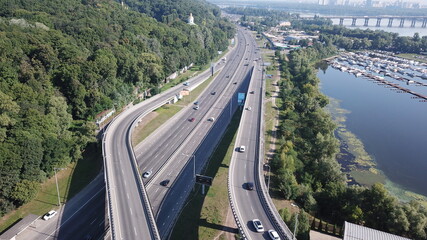 Obraz premium highway in the mountains