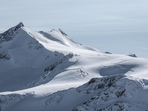 Blick auf Zufallspitze und Monte Cevedale von der Madritschspitze