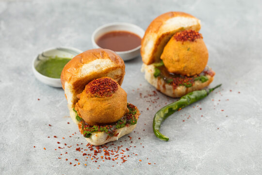 Authentic Indian Vegetarian food: Amul Butter Waada Pav
