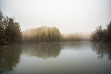 Fototapeta na wymiar Lake Mist II