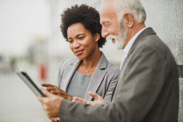 Planning Their Goals Against An Urban Landscape