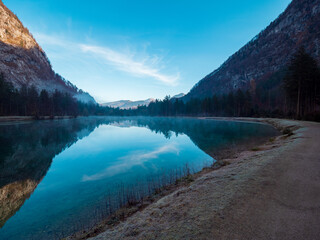 Fototapeta na wymiar Bluntautal, Salzburger Land, Österreich, an einem Herbstmorgen