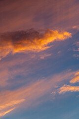 Allassac (Corrèze, France) - Ciel nuageux au coucher du soleil