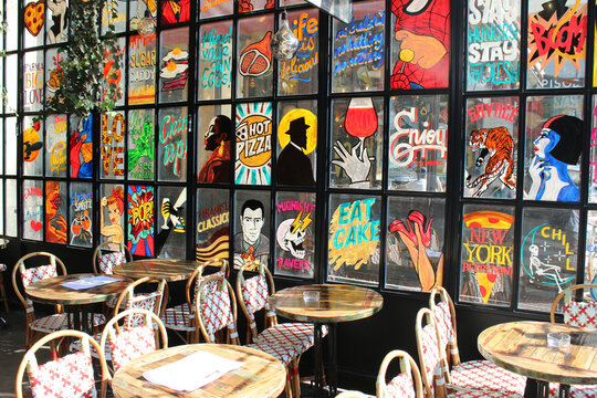 Caf&eacute; Parisien