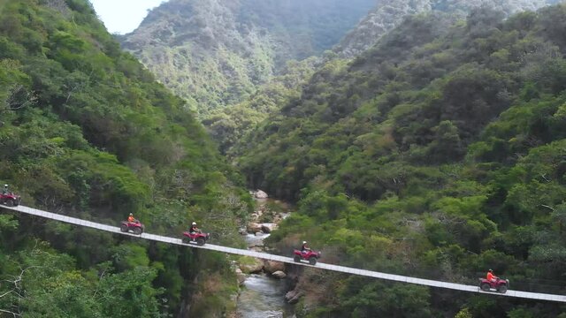 Puente colgante