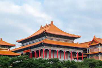 Chinese Buddhist temple in Bangkok names "Wat Mangkon Kamalawat" or "Wat Leng Noei Yi", a giant Chinese Buddhist temple