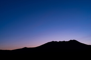 夕暮れの御嶽山　九蔵峠