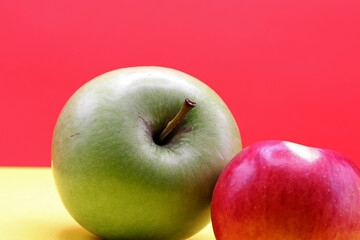 organic fresh red and green apples