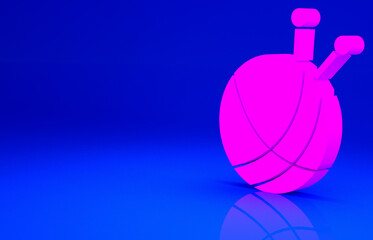 Pink Yarn ball with knitting needles icon isolated on blue background. Label for hand made, knitting or tailor shop. Minimalism concept. 3d illustration 3D render.