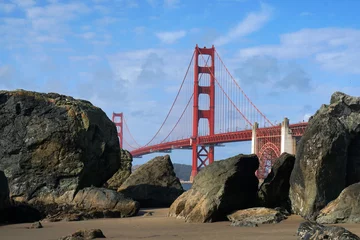 Crédence de cuisine en verre imprimé Plage de Baker, San Francisco Le Golden Gate Bridge est le pont rouge vu de Baker Beach à San Francisco, Californie, États-Unis, États-Unis - Holiday Travel célèbre bâtiment Landmark - Parc naturel et visites en plein air
