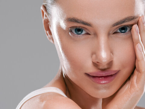 Beautiful woman face with healthy clean slon spa concept cosmetic skin care