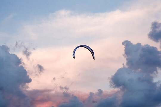 surfing, sport , kite, kiting, sea, summer, sunny day, love, peace, nature, rest, surf, kitesurfing, surfing , kiters , kitesurf, kiteboard, kiteboarsing, sporty, sport, kiing, kite, kite, kiteboardin