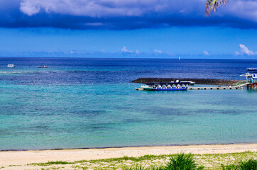 沖縄のきれいな海
