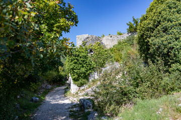 Fototapeta na wymiar Ruinenstadt Dvigrad in Kroatien