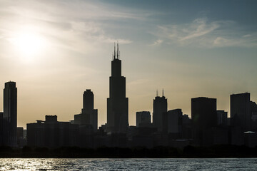 Fototapeta na wymiar Beautiful Chicago skyline at sunset