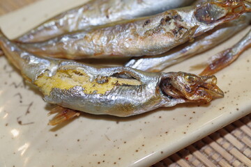 焼いたシシャモ