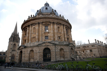Fototapeta na wymiar The Radcliffe Camera and All Souls College in Oxford, UK
