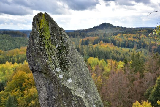 Semnice Rock With Views Of Andelska Hora Castle