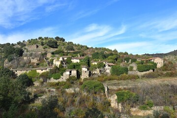 Fototapeta na wymiar Valdevigas, abandoned village in La Rioja.