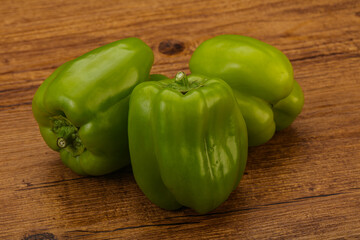 Green sweet bell pepper heap