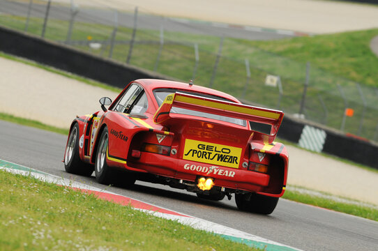 935xt