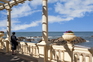The Pergola da Foz is a pergola with balustrade located on Praia da Luz in Porto, Portugal.