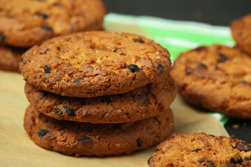 Fresh-baked cookies ready in the table