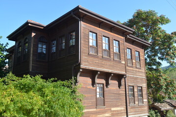Taraklı(Sakarya /Turkey) Buildings Ottoman-era designs, history and a seven-century-old plane tree...