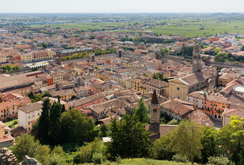 Fototapeta na wymiar Panoramic view of Soave, Italy, with the old town surrounded by its medieval walls 