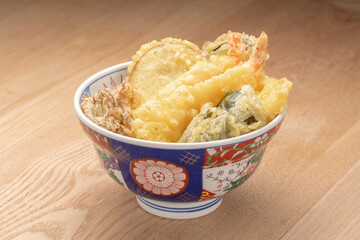 天丼（海老、かぼちゃ、茄子、ピーマン、舞茸、レンコン、さつま芋）