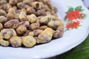 various types of traditional snacks served to guests at weddings
